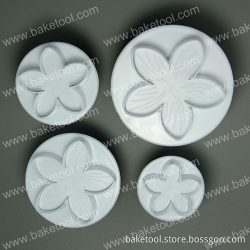 4pcs Plastic Different Flowers Shape Cake Plunger Cutter for Cake Decoration